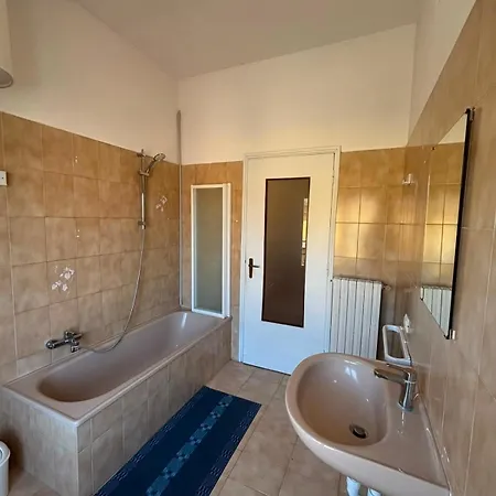 Residenza Garibaldi 3 * Malregolata
